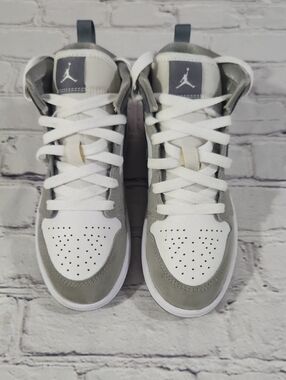 Jordan Grey/White Kids Sneakers Size 1Y
